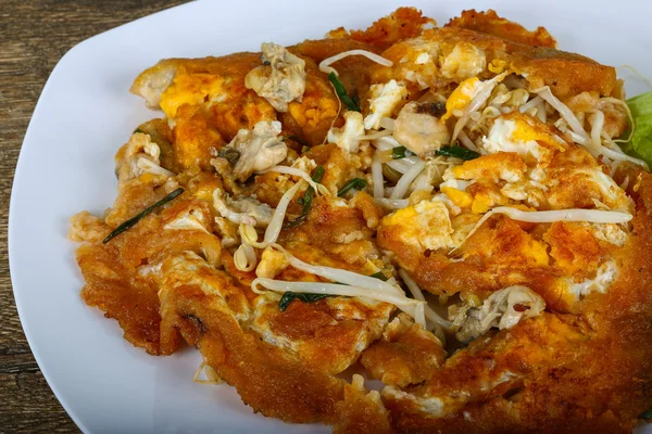 Asian Omelet dengan tiram — Stok Foto