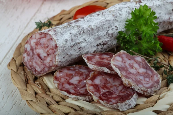 Salami korv med timjan — Stockfoto