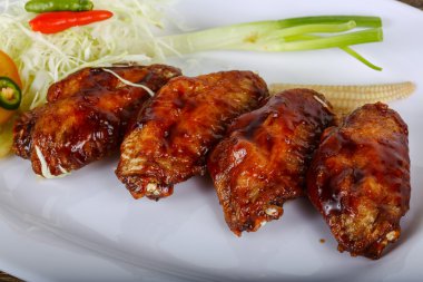 Teriyaki tavuk kanadı