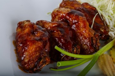 Teriyaki tavuk kanadı