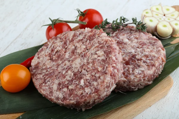 RAW burger kotlett — Stockfoto