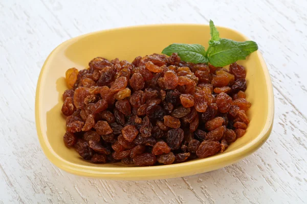 Sweet Raisins in the bowl — Stock Photo, Image