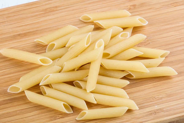 Massa bruta de penne — Fotografia de Stock