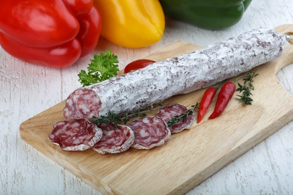 Salame salsicha com tomilho — Fotografia de Stock