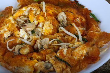 İstiridye ile Asya omlet