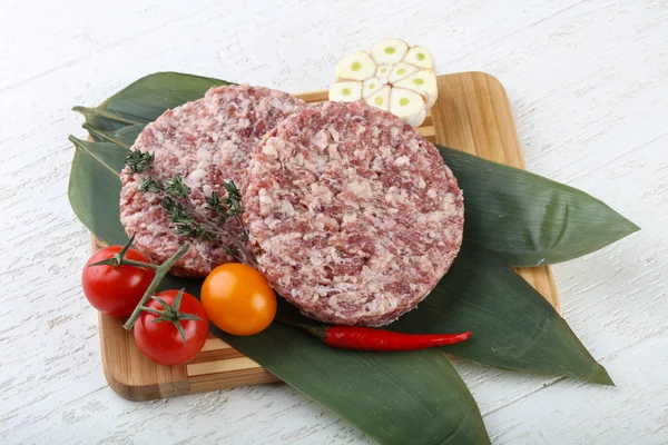 RAW burger kotlett — Stockfoto