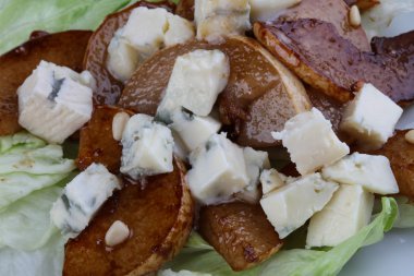 Armut ile lezzetli Gorgonzola