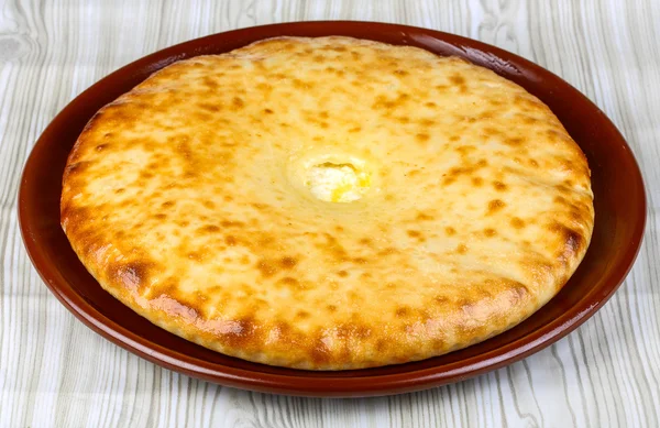 Hot fresh Ossetian pie — Stock Photo, Image