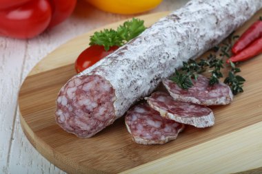 lezzetli salam sosis