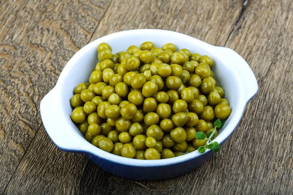 Kacang polong hijau kaleng — Stok Foto
