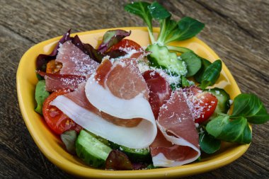 Lezzetli Prosciutto salata