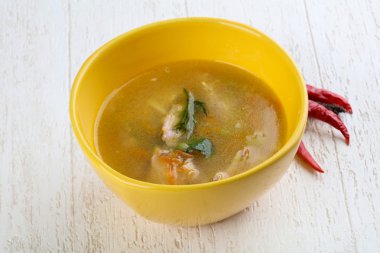 Diyet tavuk çorbası