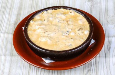 Cocotte julienne mantar ile