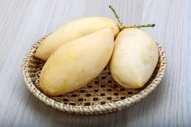 Sarı olgun Mango