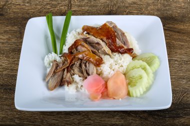 pirinç kızarmış ördek