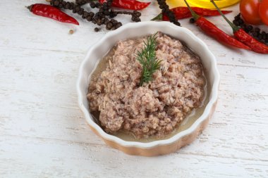 Konserve ton balığı et