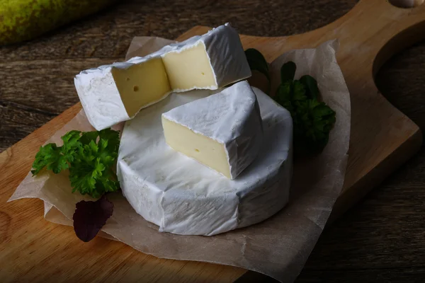 Queijo saboroso Camembert — Fotografia de Stock