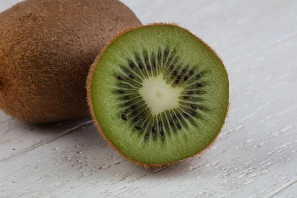 Fresh ripe Kiwi fruit — Stock Photo, Image