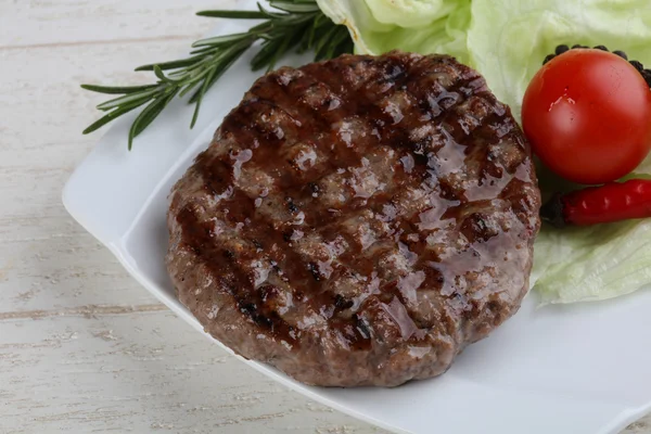 Gegrilltes Burger-Schnitzel — Stockfoto