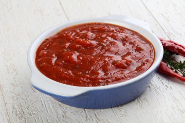 Lezzetli Bolognese sos