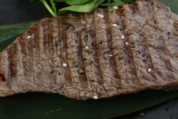 Gegrilltes Rindersteak — Stockfoto