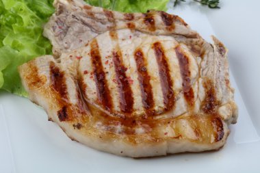 ızgara domuz biftek