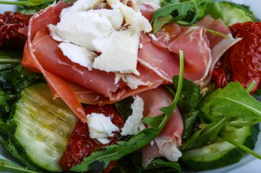 Lezzetli Prosciutto salata