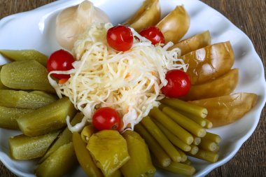 Turşu sebze meze