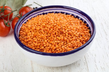 çiğ kırmızı mercimek