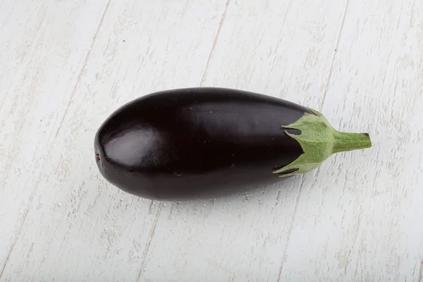 Ham olgun patlıcan — Stok fotoğraf