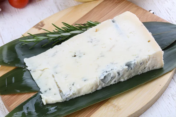 Weicher Gorgonzola-Käse — Stockfoto