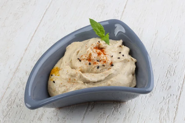 Humus zeytinyağı ile — Stok fotoğraf