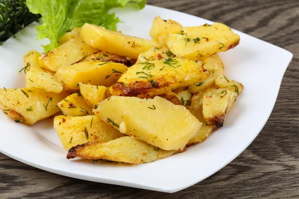 Patata al horno con eneldo —  Fotos de Stock