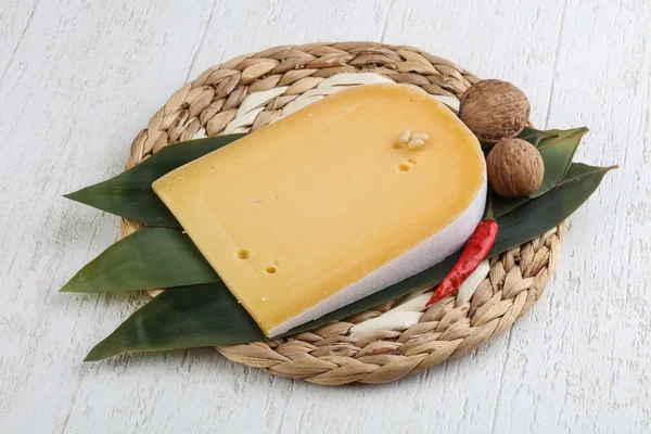 Hard yellow cheese — Stock Photo, Image
