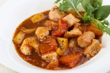 Tavada tavuk göğsü