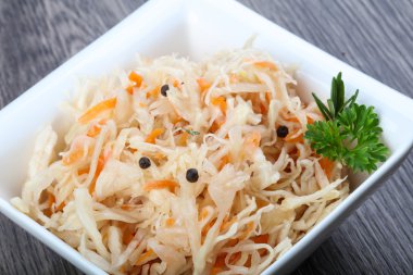 Mayalanmış lahana sauerkrau