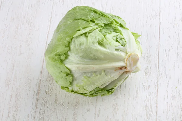 Salade iceberg mûre fraîche — Photo