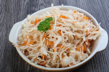 Mayalanmış lahana lahana turşusu