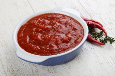 Bolognese sos yemek pişirmek için hazır