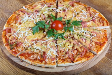 lezzetli İtalyan pizza