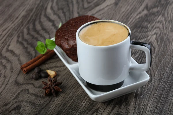 Hot Coffee with muffin — Stock Photo, Image