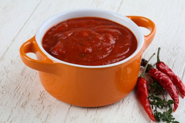 Lezzetli Bolognese sos