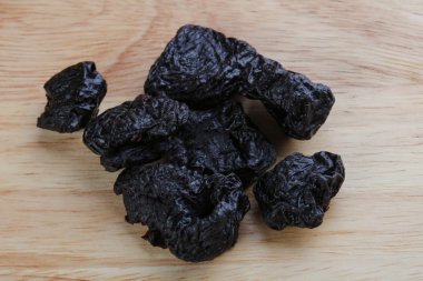 Kurutulmuş Erik yığın