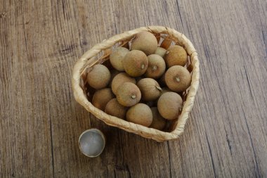 tropikal meyve longan