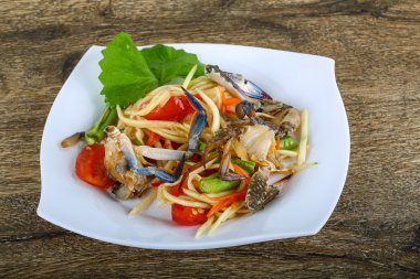 Tay baharat Yengeç Salatası