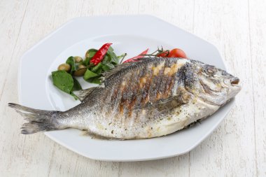 Domatesli ızgara dorado