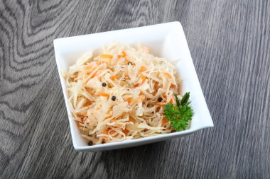 Mayalanmış lahana lahana turşusu