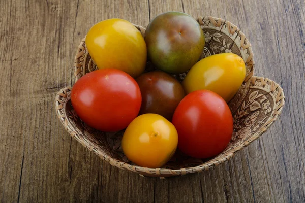 Los tomates mezclan en bowl — Foto de Stock