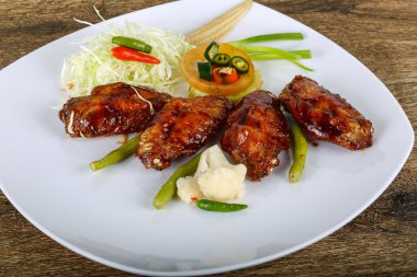 Teriyaki tavuk kanadı