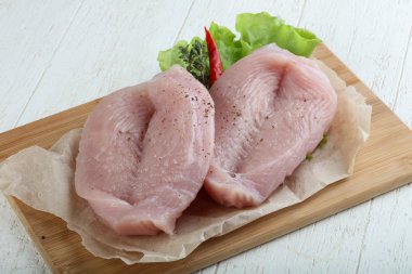 Ham Türkiye göğüsler